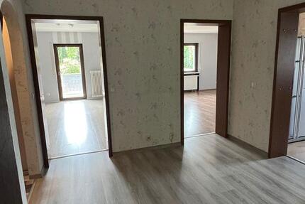 Wohnung Veitshöchheim - 3 Zimmer, 90 m&sup2;, 359.000&euro; | Angebot:26634005