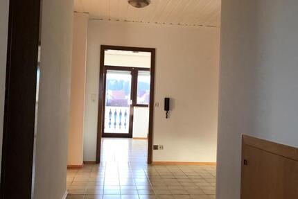 Wohnung Reichenberg - 4 Zimmer, 100 m&sup2;, 950&euro; | Angebot:25648894