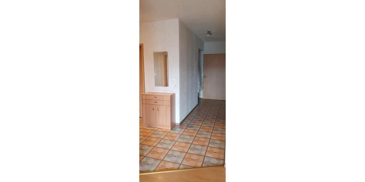 Etagenwohnung Würzburg Lengfeld - 3 Zimmer, 82 m&sup2;, 295.000&euro; | Angebot:25708308