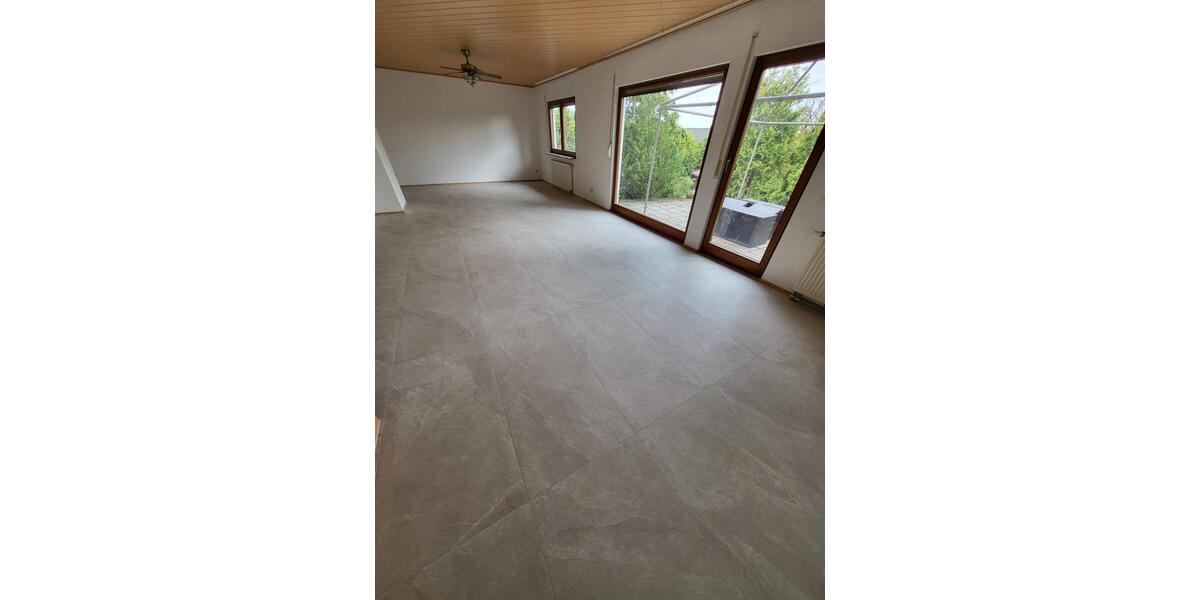 Niedrigenergie Einfamilienhaus 7.5 zimmer