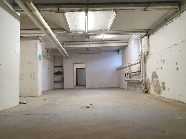 Gewerbliche Fläche am Sanderring - mit der Option auf Wohnen zimmer