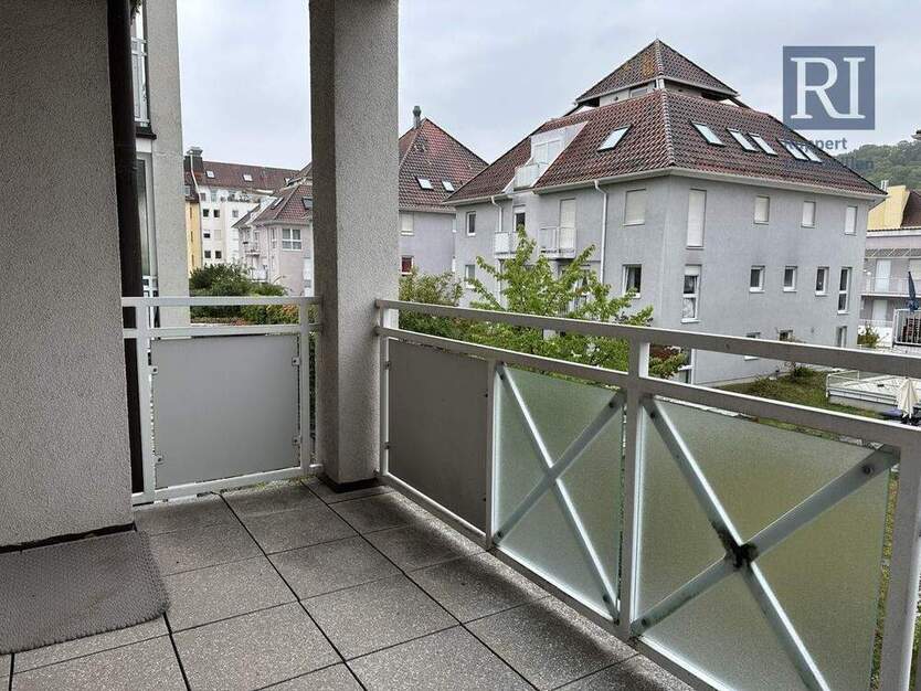 Helle 2-Zimmer-Wohnung mit Balkon und Stellplatz in der Sanderau 2 zimmer