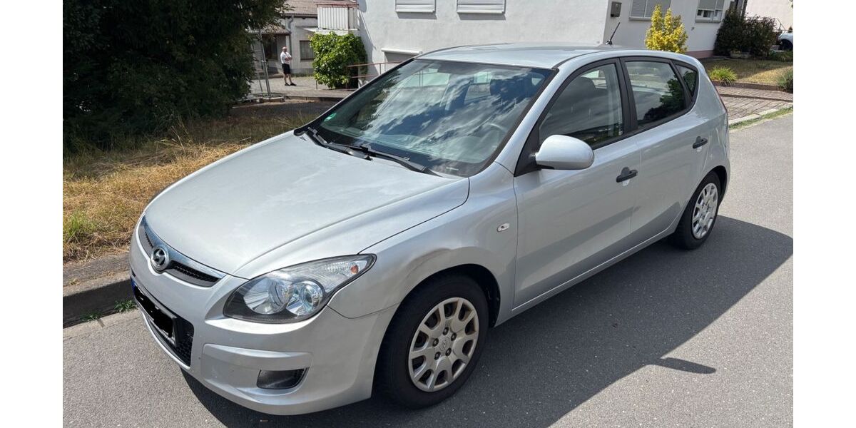 Hyundai i30 109.000 km 3.400 &euro; Tauberbischofsheim 97941