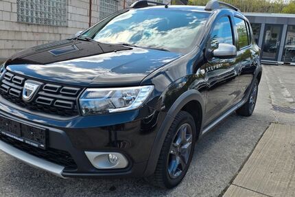 Dacia Sandero 99.850 km 7.490 &euro; Würzburg 97076