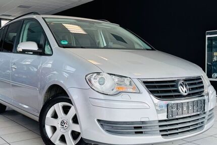 VW Touran 255.000 km 4.990 &euro; Estenfeld 97230