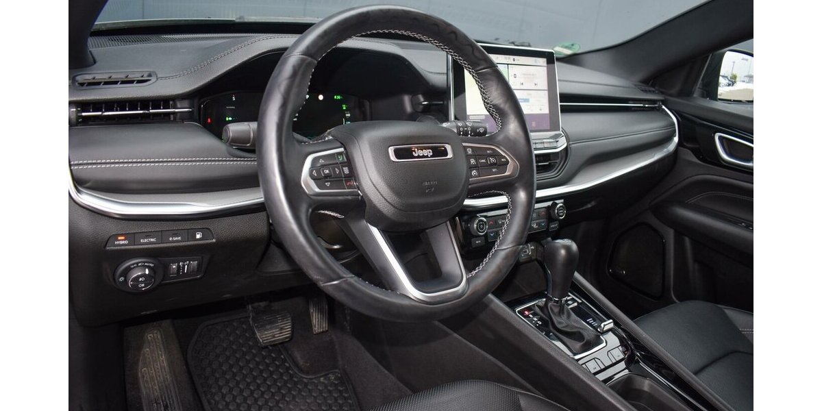 Jeep Compass PHEV S 1.3l A/T 4xe 71.100 km 24.490 &euro; Höchberg-Würzburg 97204