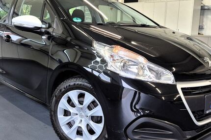 Peugeot 208 130.000 km 6.390 &euro; Waigolshausen, bei Schweinfurt 97534