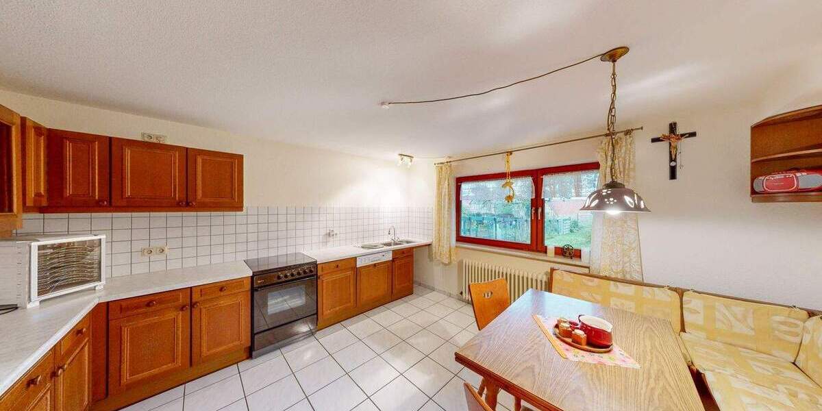 Einfamilienhaus Marktheidenfeld Marienbrunn - 8 Zimmer, 222 m&sup2;, 389.000&euro; | Angebot:24844974