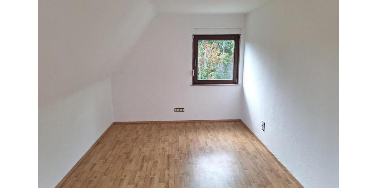 Mehrfamilienhaus, Wohnhaus Würzburg Dürrbachau - 6 Zimmer, 133 m&sup2;, 790.000&euro; | Angebot:24680257