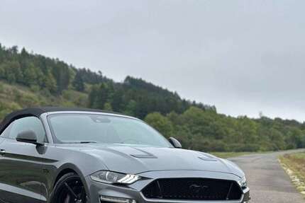 Ford Mustang 48.800 km 38.999 € Lauda-Königshofen 97922