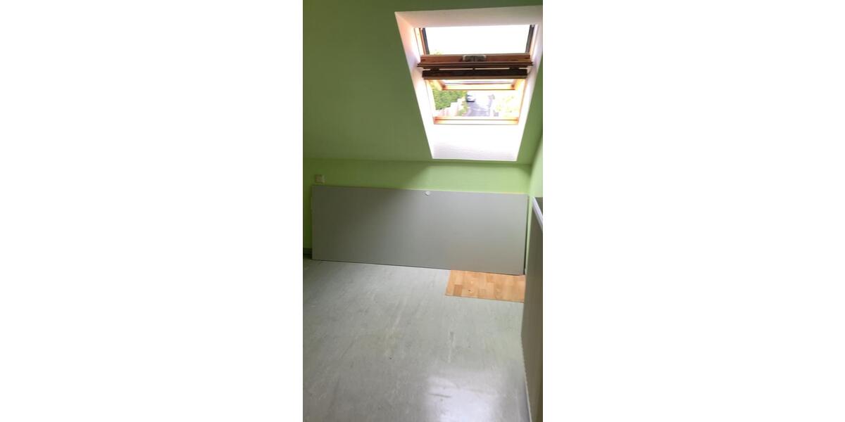 Dachgeschoßwohnung Arnstein - 3 Zimmer, 72 m&sup2;, 550&euro; | Angebot:26063242