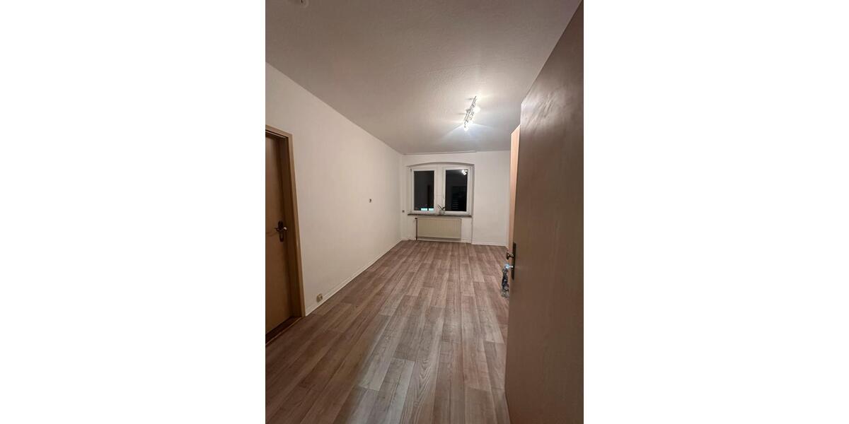 Frauen WG in Würzburg Frauenland 1 zimmer
