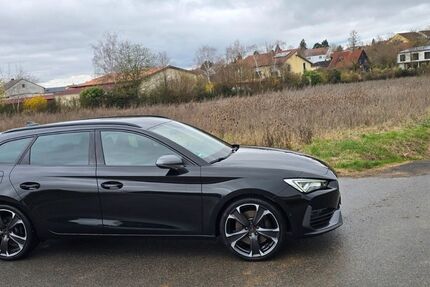 Cupra Leon 31.737 km 27.800 &euro; Mainbernheim 97350