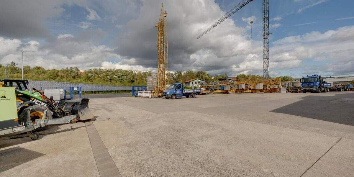 Attraktives Gewerbeareal auf 8.900 m²: Repräsentatives Ausstellungs- und Verkaufsgebäude in Toplage bei Würzburg zimmer