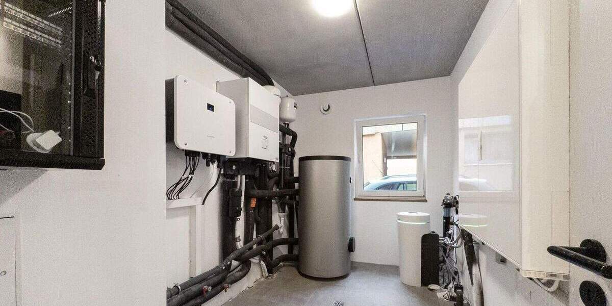 Einfamilienhaus Würzburg Heidingsfeld - 8 Zimmer, 215 m&sup2;, 1.095.000&euro; | Angebot:25820156