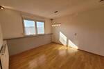 Etagenwohnung Kirchheim - 4 Zimmer, 130 m&sup2;, 980&euro; | Angebot:26920026