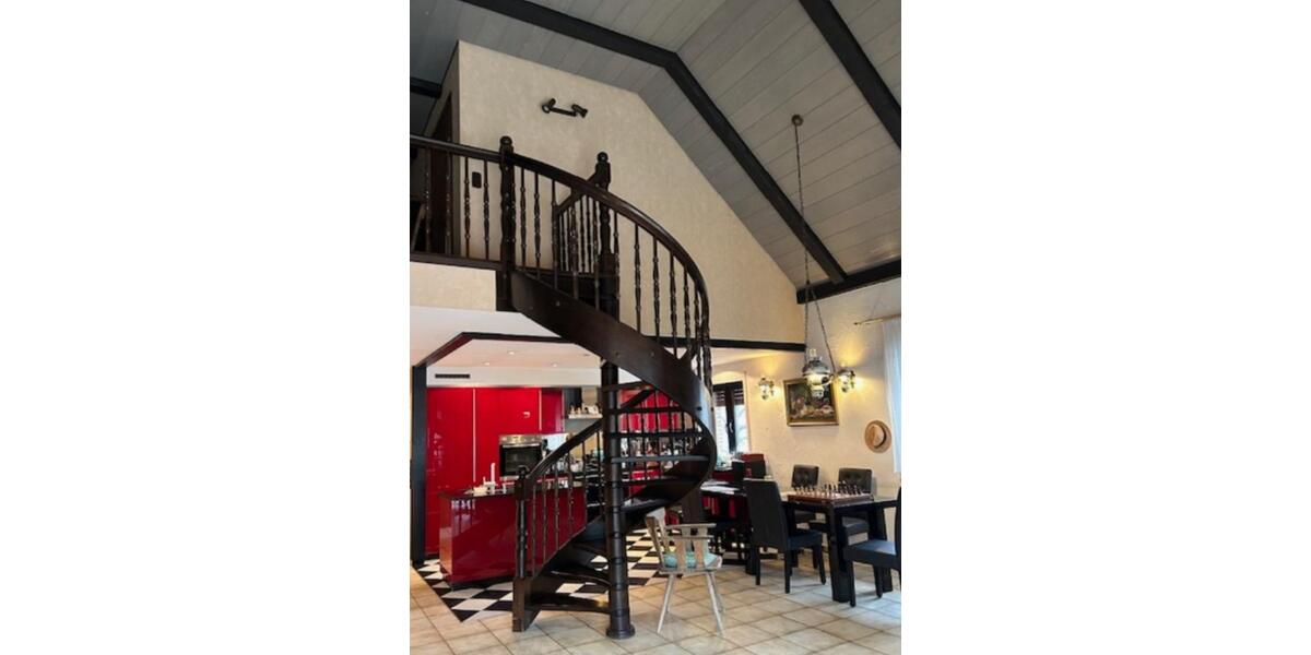 Doppelhaushälfte Würzburg Heuchelhof - 7 Zimmer, 200 m&sup2;, 699.000&euro; | Angebot:27001996