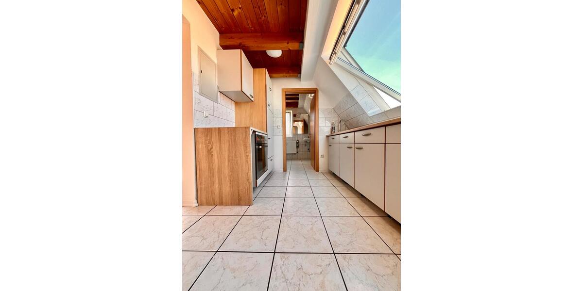 Einfamilienhaus Hettstadt - 10 Zimmer, 208 m&sup2;, 615.000&euro; | Angebot:26739809