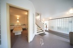 Nur 20 Minuten von Würzburg in Arnstein: Hochwertige Physiopraxis & vermietete 4-Zimmer-DG-Wohnung - Gewerbeobjekt Würzburg Würzburg | Angebot:26670132