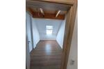 Dachgeschoßwohnung Gaukönigshofen - 4 Zimmer, 98 m&sup2;, 1.000&euro; | Angebot:27542084