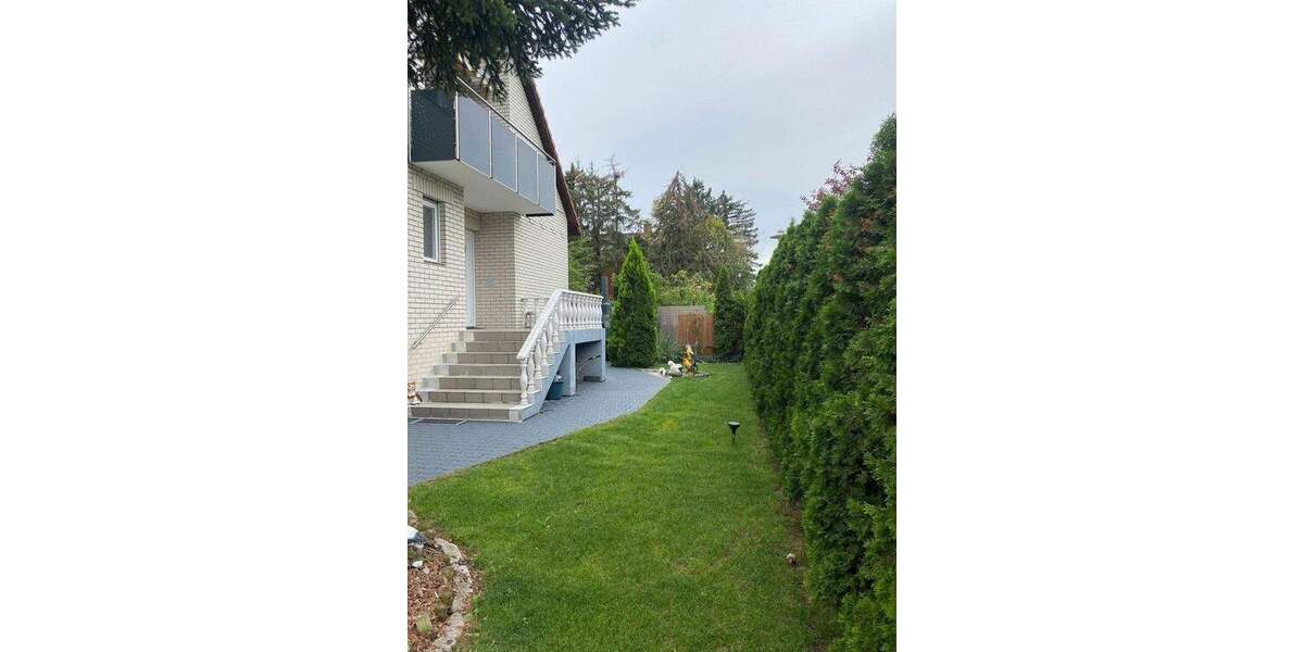 Einfamilienhaus Kitzingen - 7 Zimmer, 287 m&sup2;, 719.000&euro; | Angebot:25987663
