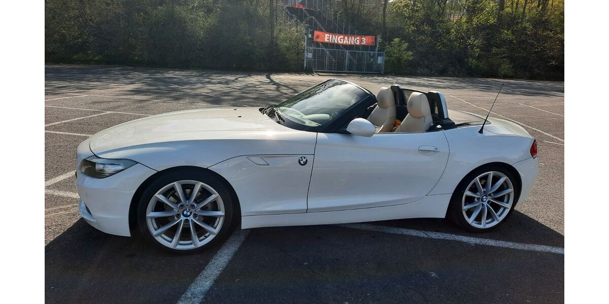 BMW Z4 163.000 km 13.700 &euro; Würzburg 97084