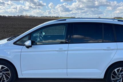 VW Touran 122.600 km 17.900 &euro; Oberickelsheim 97258