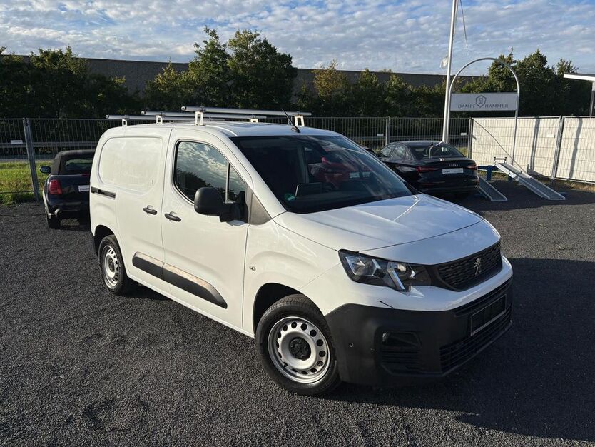Peugeot Partner 48.990 km 15.990 € Schwarzach am Main 97359
