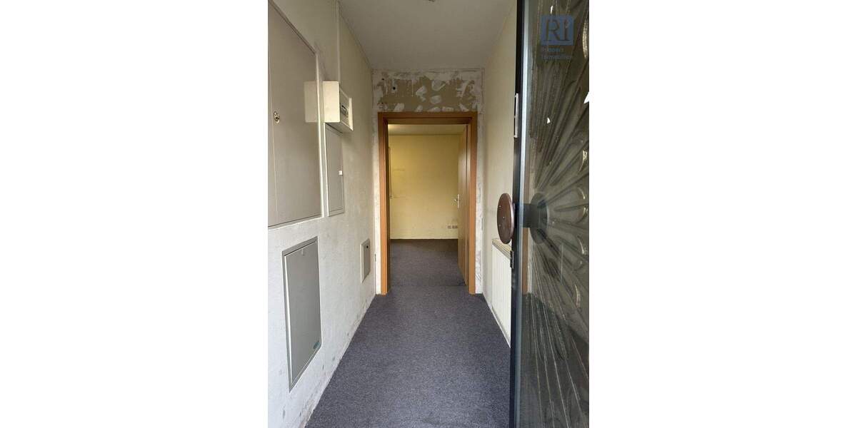 Lagerhalle mit Büro in Kitzingen zimmer