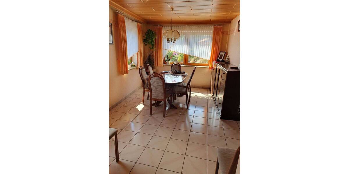 Mehrfamilienhaus, Wohnhaus Leinach - 7 Zimmer, 179 m&sup2;, 399.000&euro; | Angebot:24822289