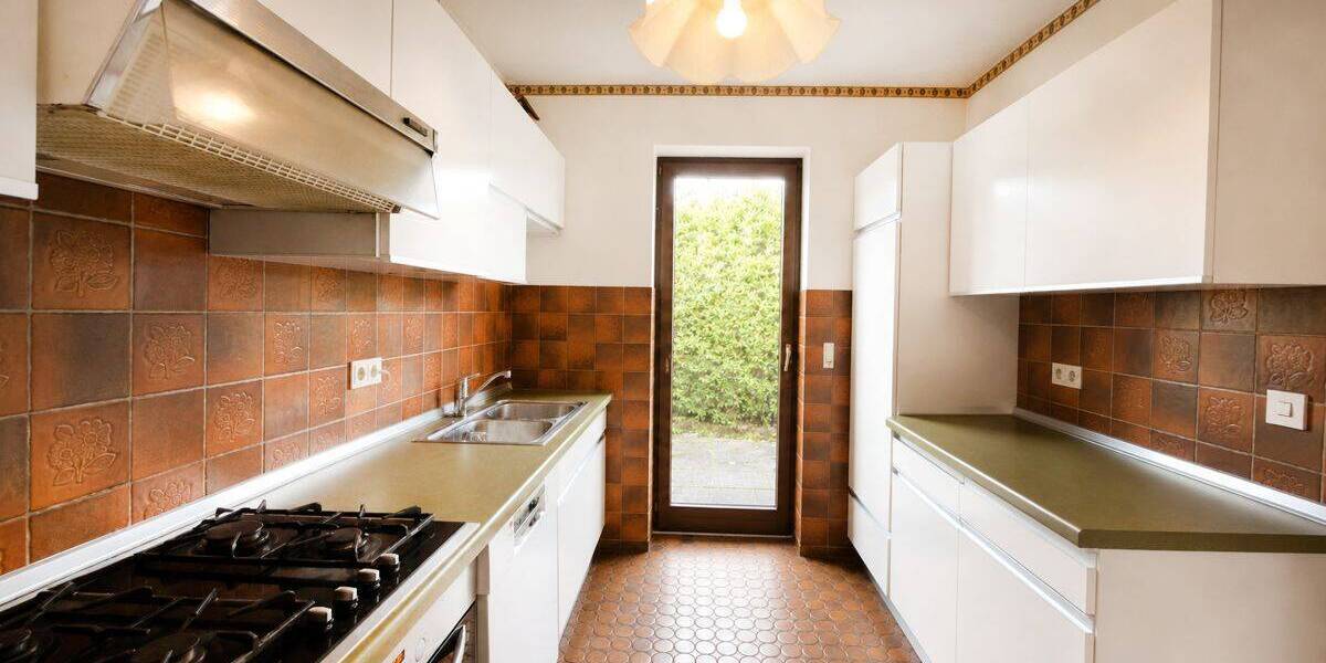 Einfamilienhaus Würzburg Heidingsfeld - 7 Zimmer, 144 m&sup2;, 549.000&euro; | Angebot:26876036