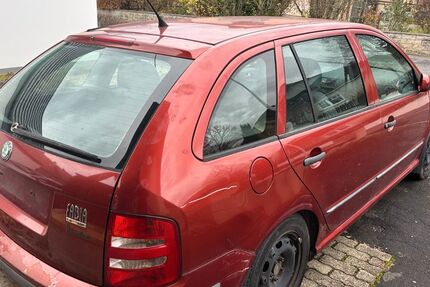Skoda Fabia 166.787 km 930 € Rödelsee 97348