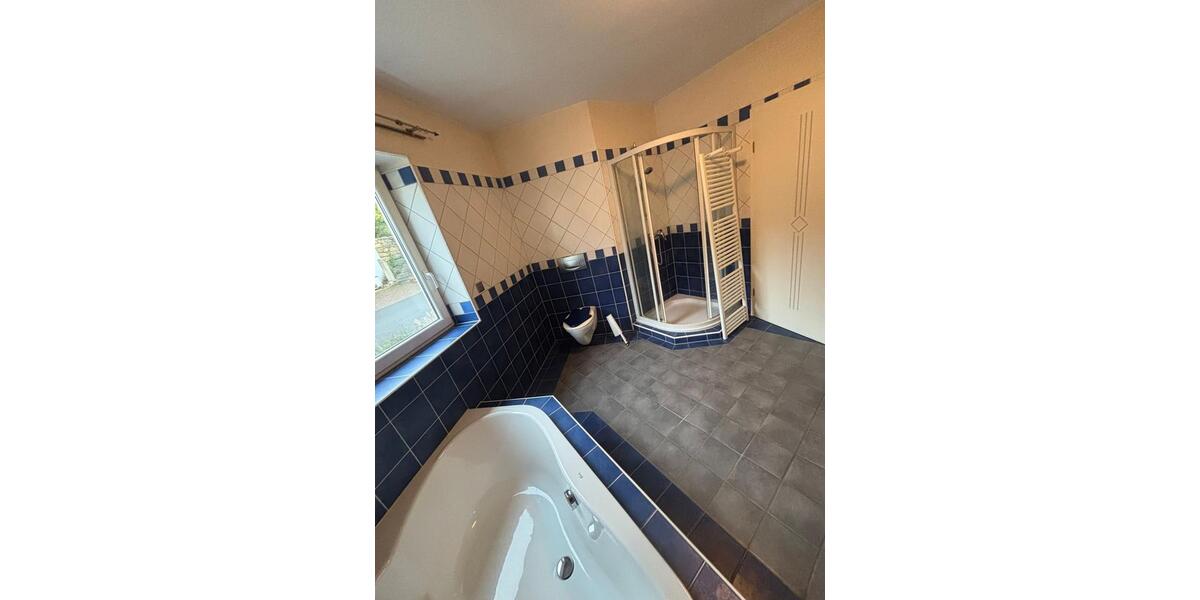 Erdgeschoßwohnung Altertheim - 2 Zimmer, 100 m&sup2;, 850&euro; | Angebot:25840269