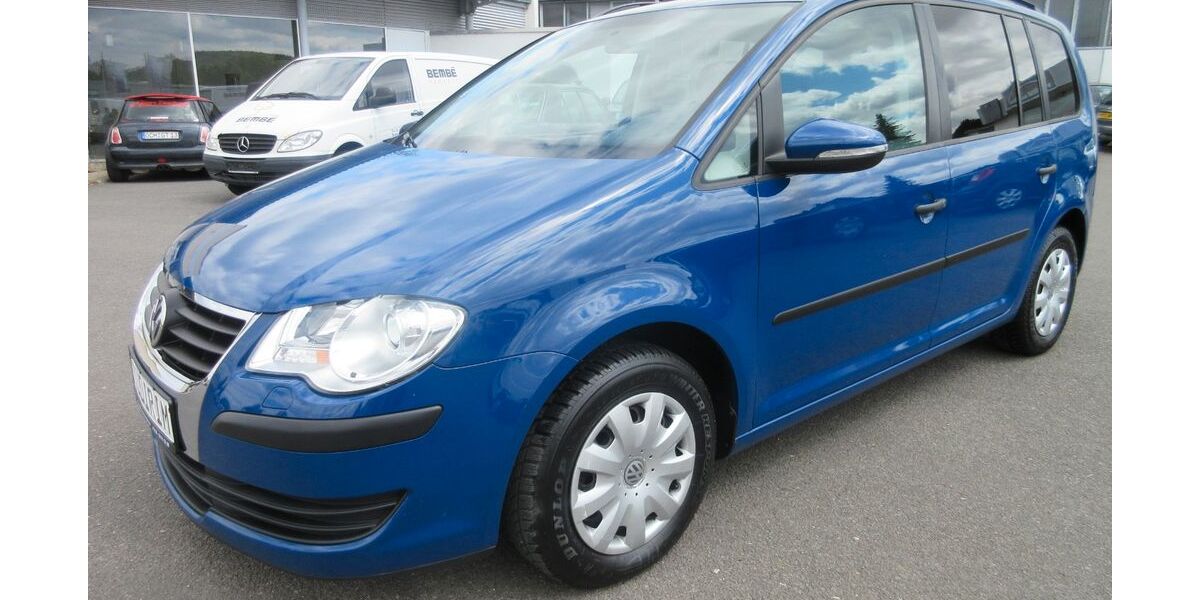 VW Touran 167.500 km 4.990 &euro; Tauberbischofsheim 97941