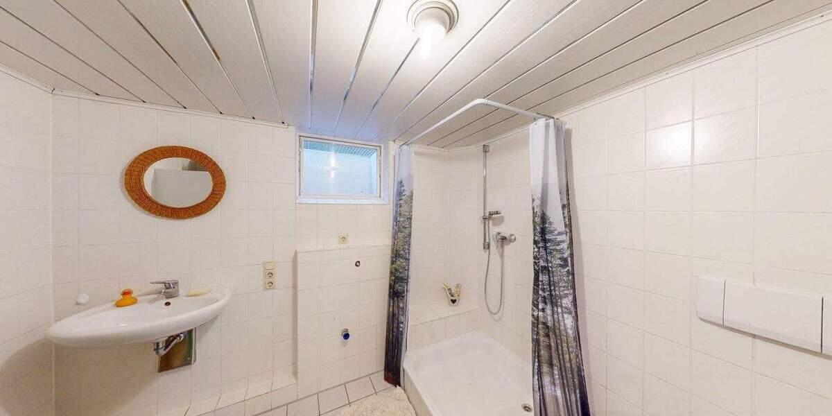 Einfamilienhaus Marktheidenfeld Marienbrunn - 8 Zimmer, 222 m&sup2;, 389.000&euro; | Angebot:24844974