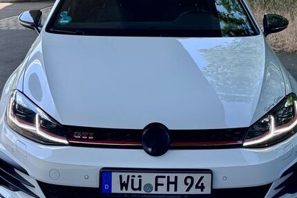VW Golf 110.500 km 22.900 &euro; Würzburg 97076