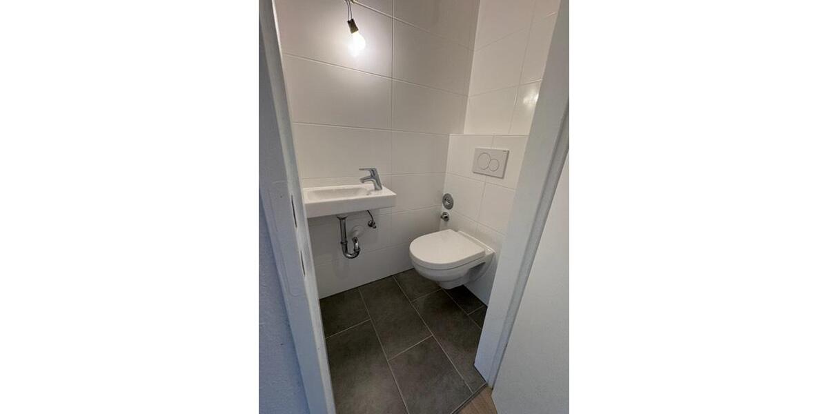 Etagenwohnung Estenfeld - 3 Zimmer, 75 m&sup2;, 960&euro; | Angebot:26658343