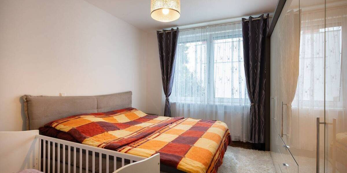 Mehrfamilienhaus, Wohnhaus Zell am Main - 2 Zimmer, 1 m&sup2;, 2.700.000&euro; | Angebot:25682353
