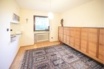 Zwei- bis Dreiparteienhaus in zentraler Lage mit Einliegerwohnung und Ausbaupotenzial im DG - Zweifamilienhaus Zell am Main | Angebot:26652819