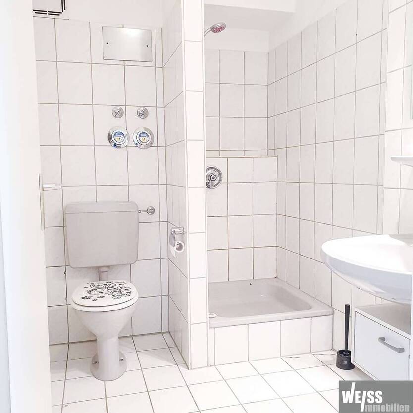Helle 1,5 Zimmer Wohnung mit Galerie +++KEIN BALKON+++