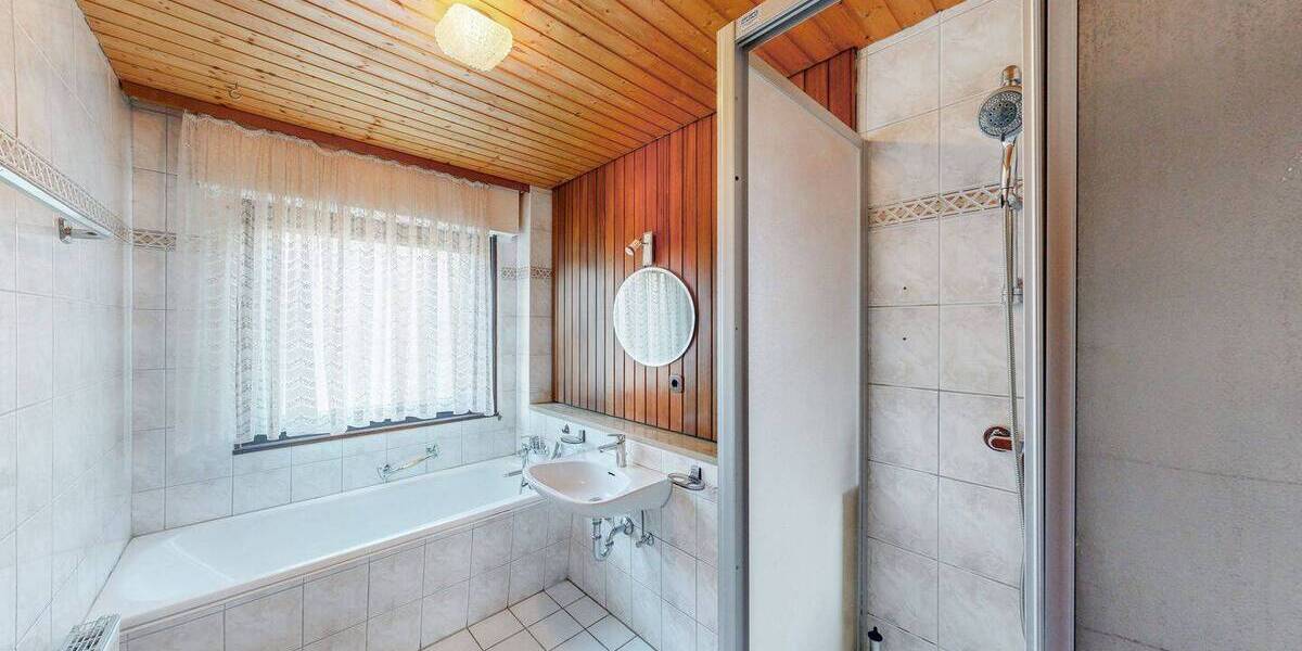 Mehrfamilienhaus, Wohnhaus Reichenberg Lindflur - 6 Zimmer, 190 m&sup2;, 1.600&euro; | Angebot:26596089