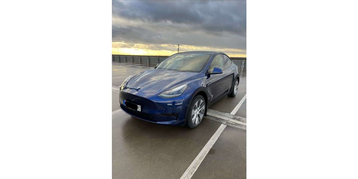 Tesla Model Y 33.000 km 34.900 &euro; Wiesentheid 97353