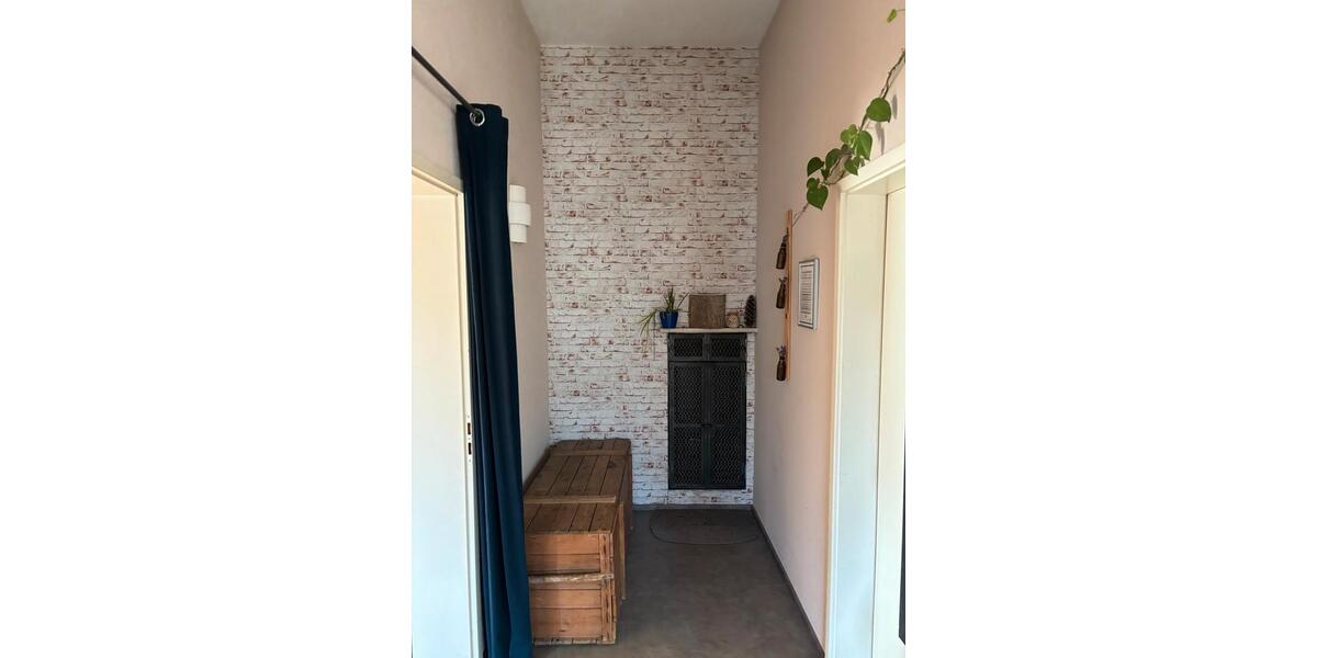 Erdgeschoßwohnung Neubrunn - 3 Zimmer, 120 m&sup2;, 1.500&euro; | Angebot:26444222