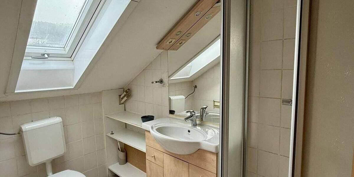 Einfamilienhaus Marktheidenfeld - 8 Zimmer, 170 m&sup2;, 399.000&euro; | Angebot:24723527