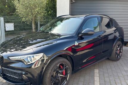 Alfa Romeo Stelvio 96.000 km 42.880 &euro; Volkach 97332