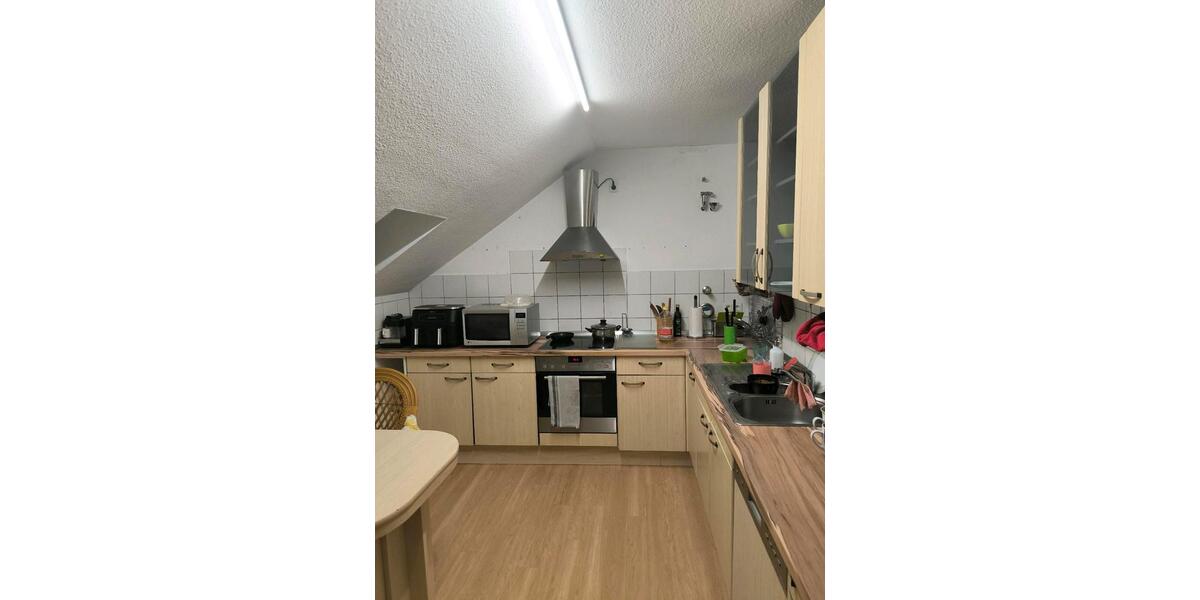 Etagenwohnung Rottendorf - 4 Zimmer, 123 m&sup2;, 1.090&euro; | Angebot:25017965