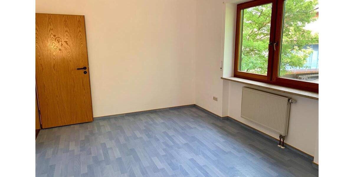 Etagenwohnung Volkach - 3 Zimmer, 91 m&sup2;, 335.000&euro; | Angebot:27208383