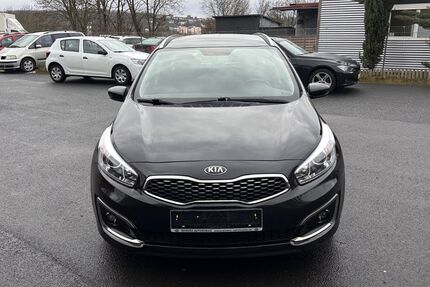 Kia ceed Sportswagon 93.000 km 9.249 &euro; Würzburg 97076