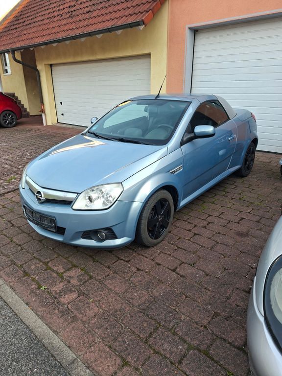 Opel Tigra 123.000 km 1.500 € Urspringen 97857
