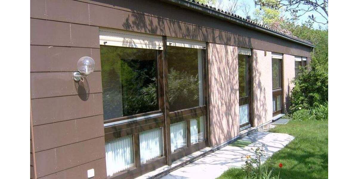 Freistehender Bungalow mit 2 Appartements 7 zimmer